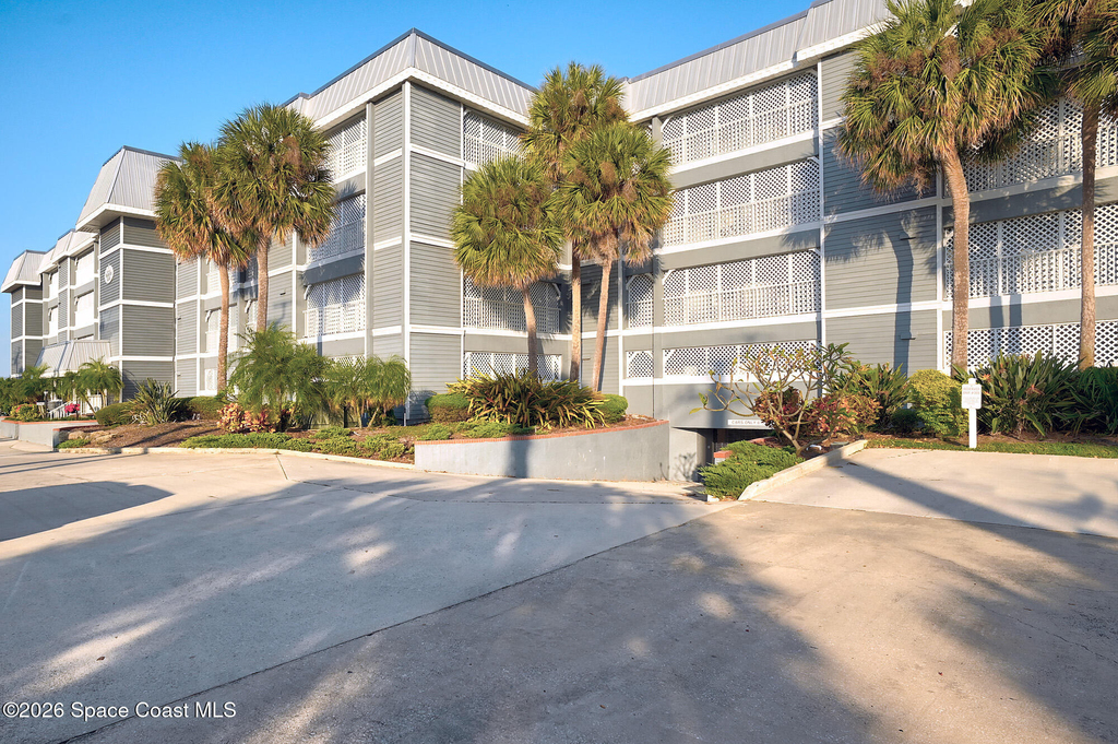 905 N Harbor City Boulevard - Photo 2