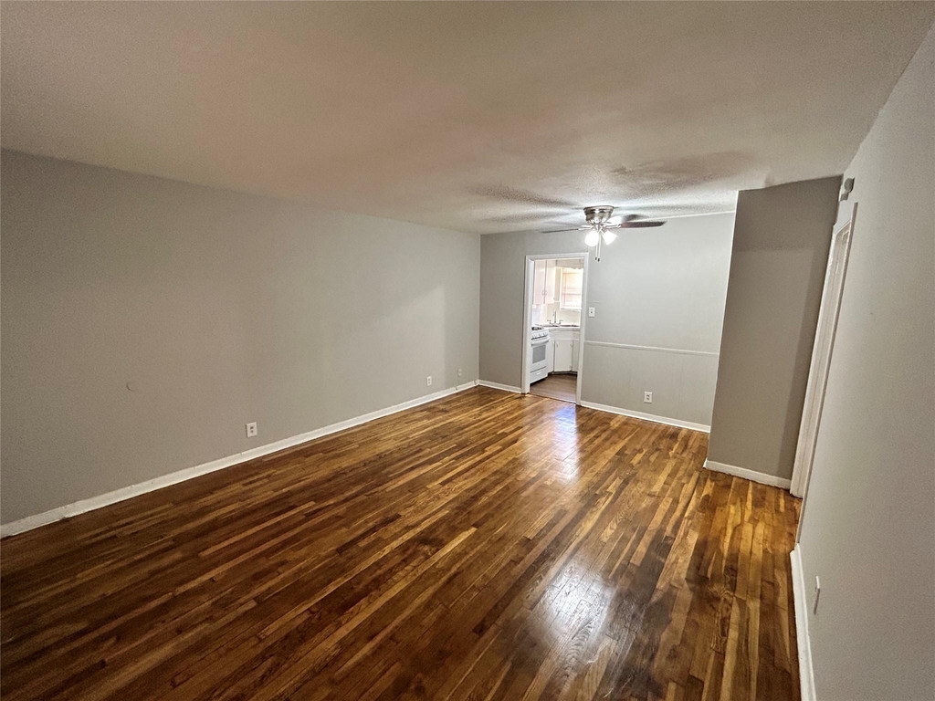 8807 Timberside Drive - Photo 3