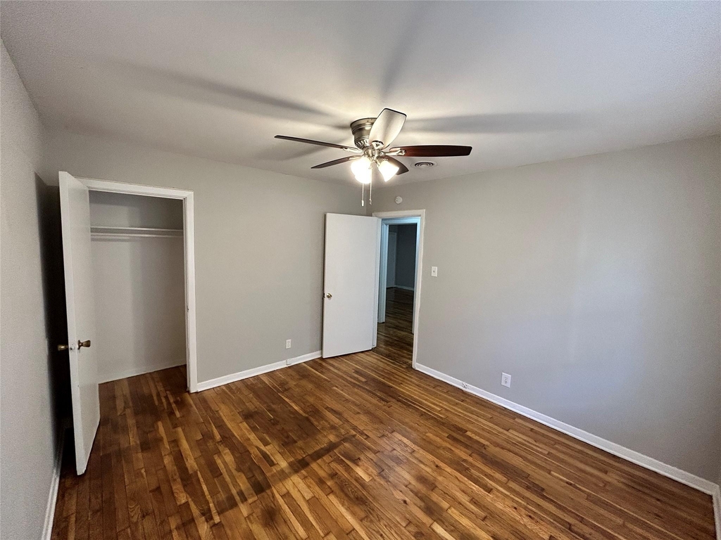 8807 Timberside Drive - Photo 8