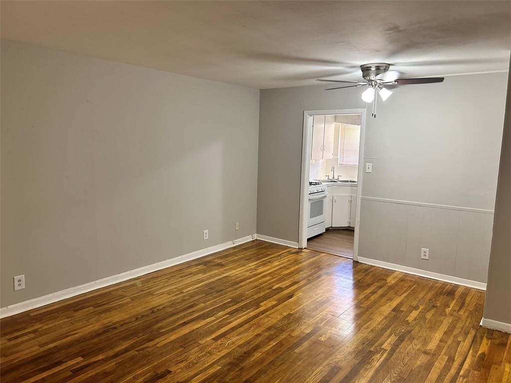 8807 Timberside Drive - Photo 1