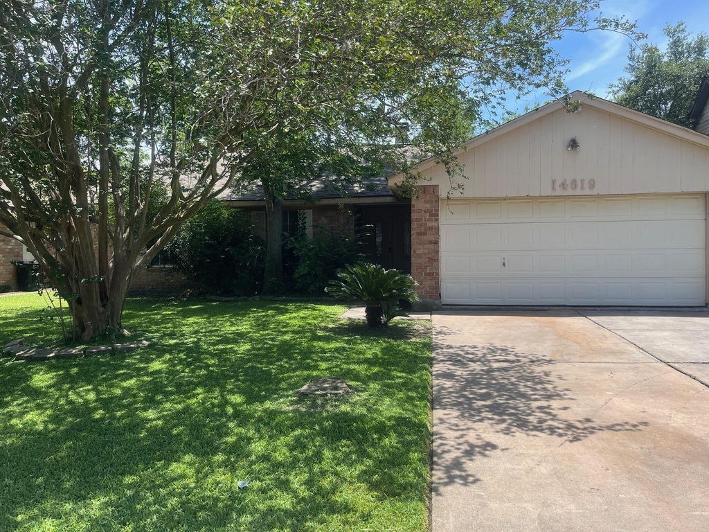 14619 Wind Lawn Drive - Photo 0