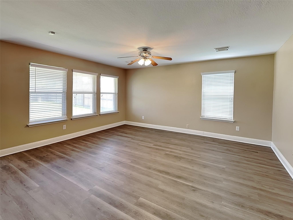 3710 Mystic Meadows Lane - Photo 3