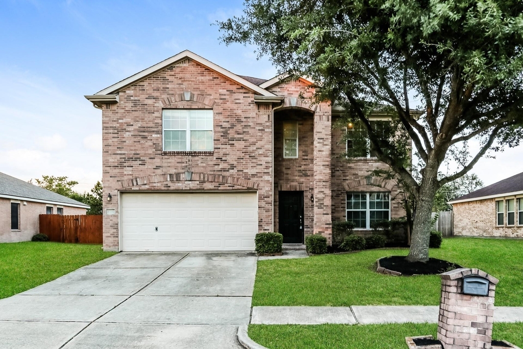 3710 Mystic Meadows Lane - Photo 0
