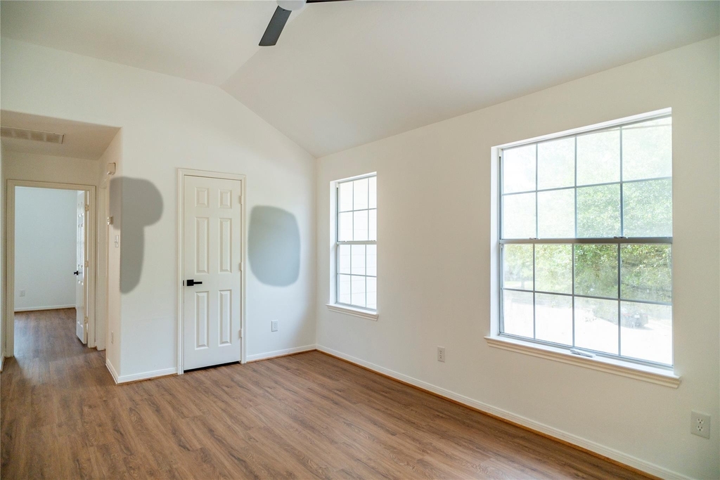 16327 Woma Court - Photo 2