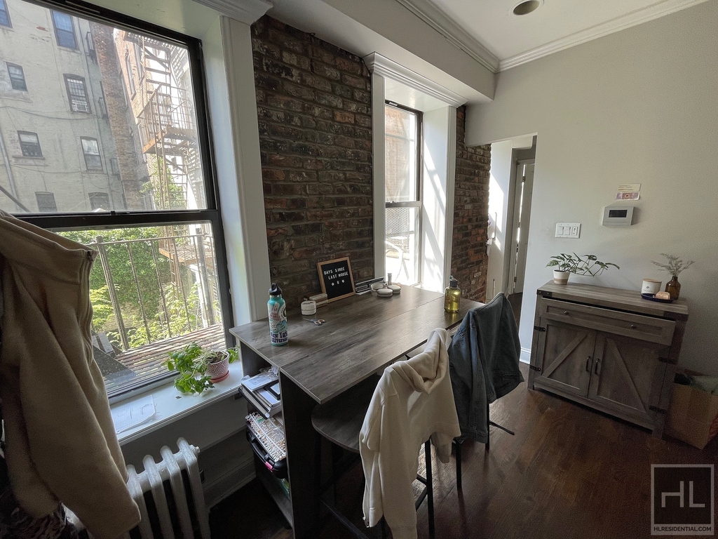 East 13th Street - Photo 2