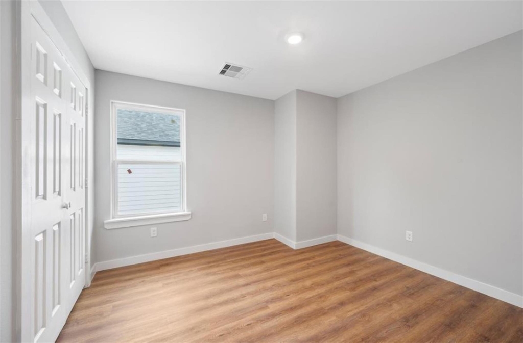 8120 Laura Koppe Rd - Photo 16