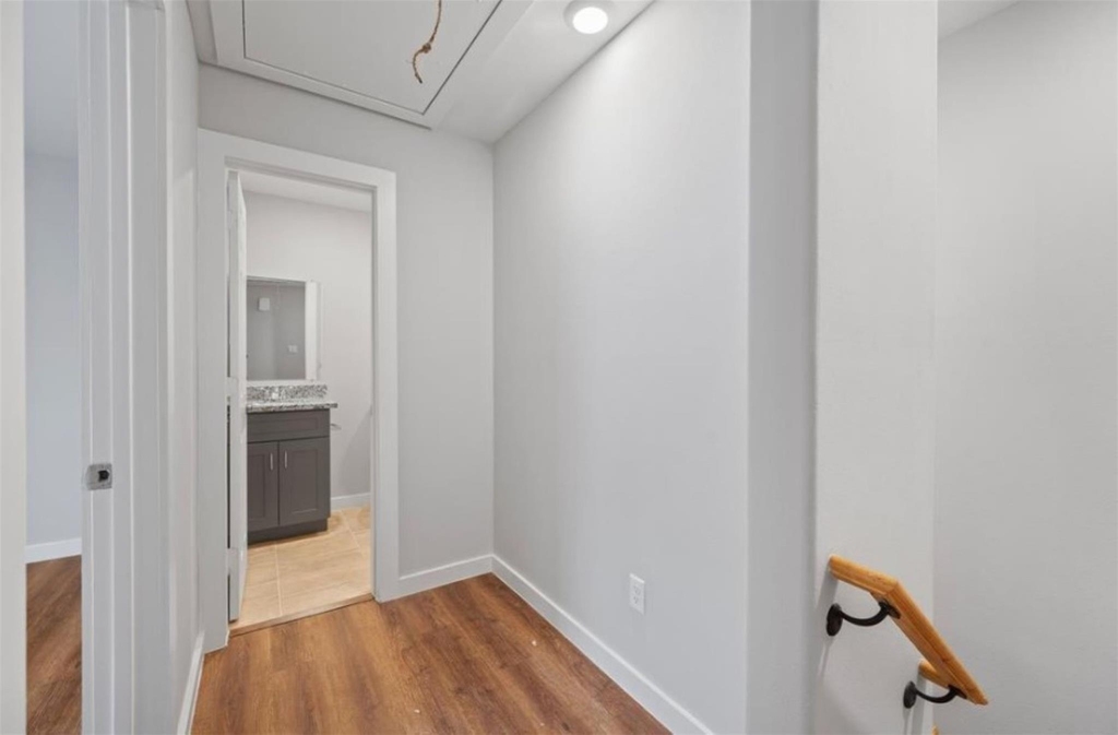 8120 Laura Koppe Rd - Photo 1