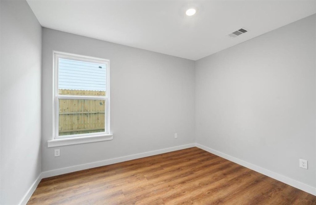 8120 Laura Koppe Rd - Photo 13