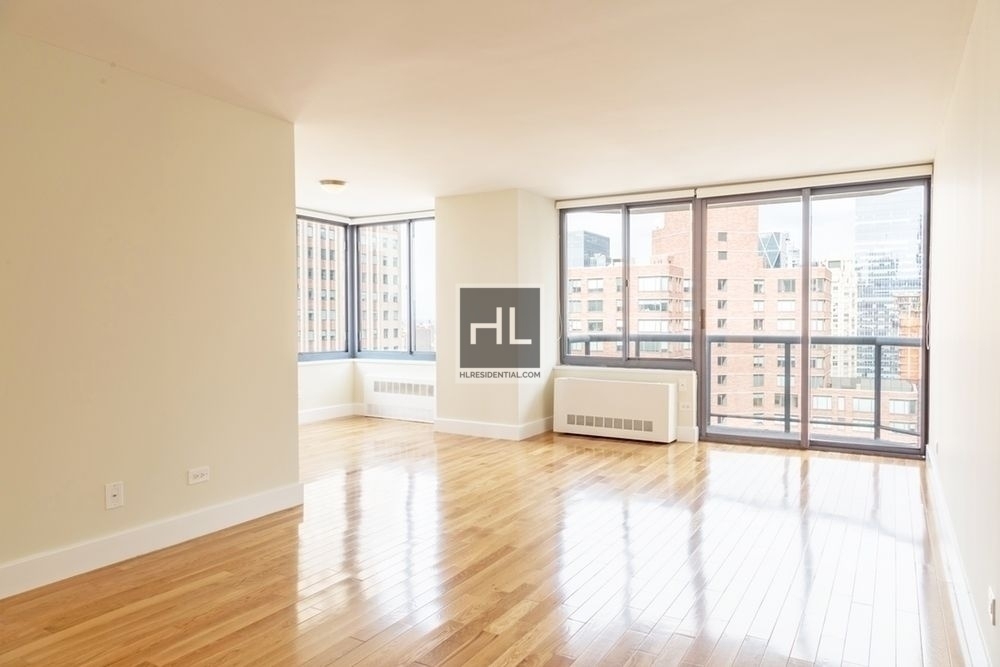 West 48th Street - Photo 0