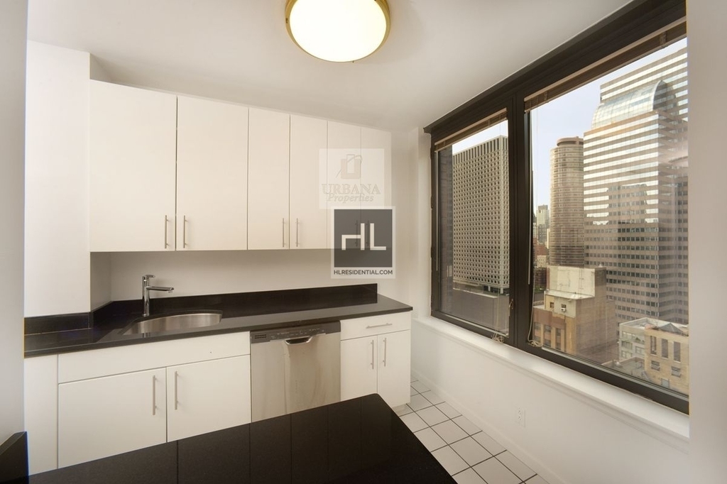 East 57th Street - Photo 2