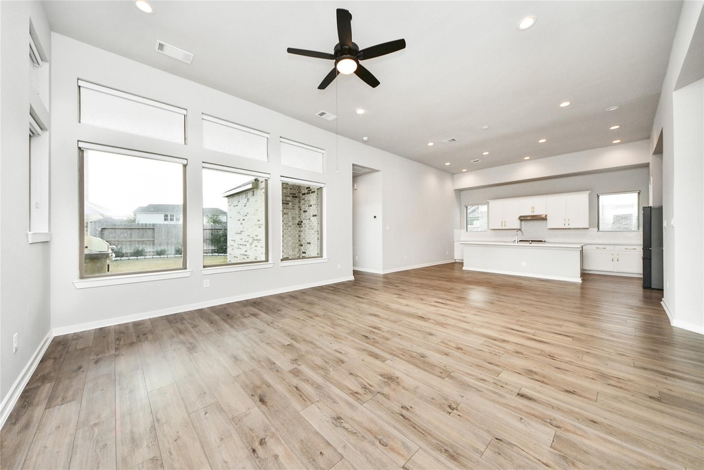 2901 Apple Rose L Lane - Photo 10