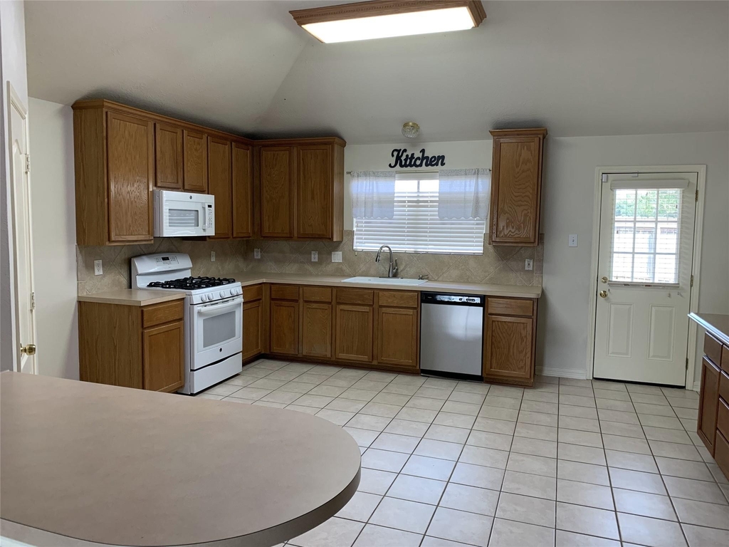 21506 Misty Isle - Photo 6