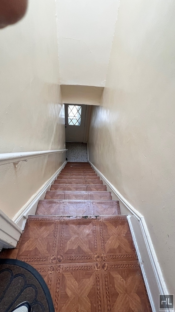 1269 Remsen Avenue - Photo 15
