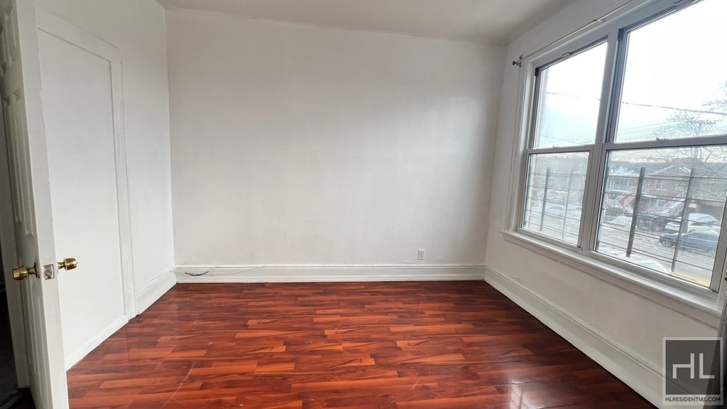 1269 Remsen Avenue - Photo 3