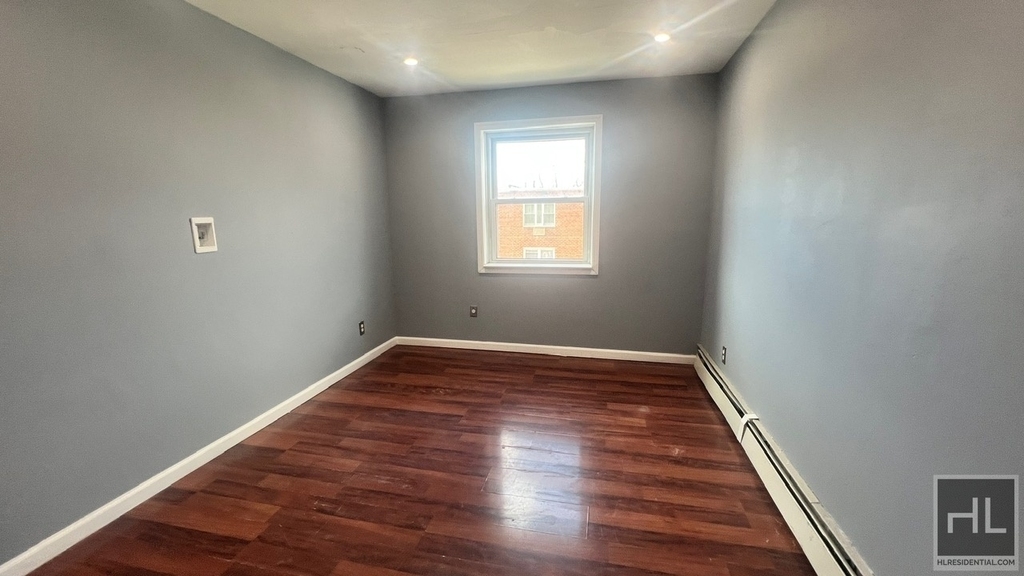 10563 Flatlands 4 Street - Photo 12