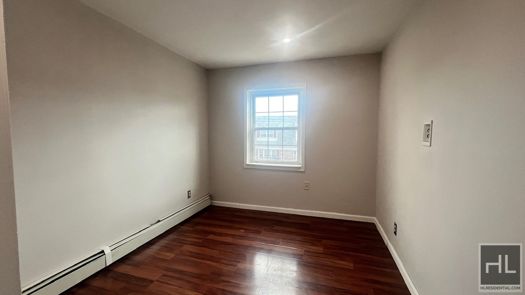 10563 Flatlands 4 Street - Photo 6
