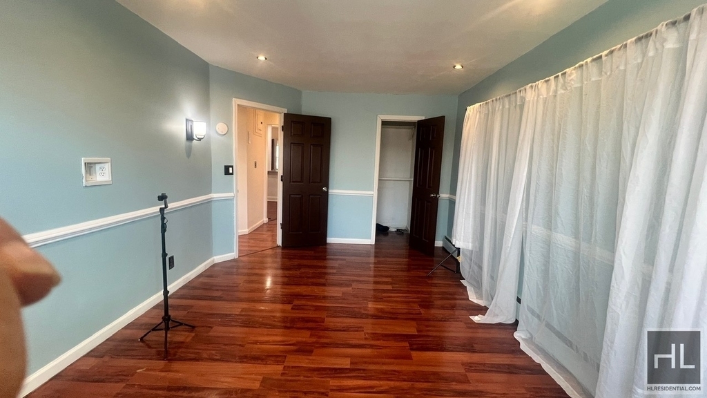 10563 Flatlands 4 Street - Photo 9