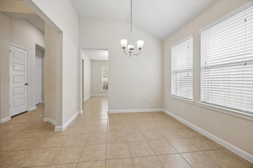 18219 Alora Springs Trc - Photo 3