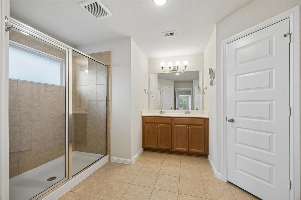 18219 Alora Springs Trc - Photo 12