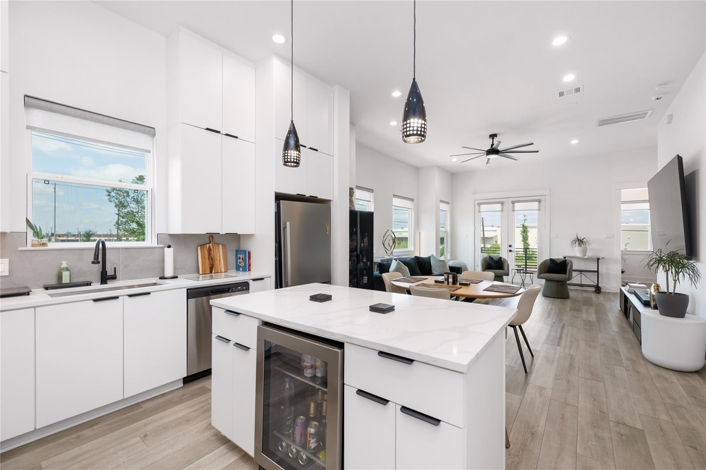 1602 Mary Street - Photo 16