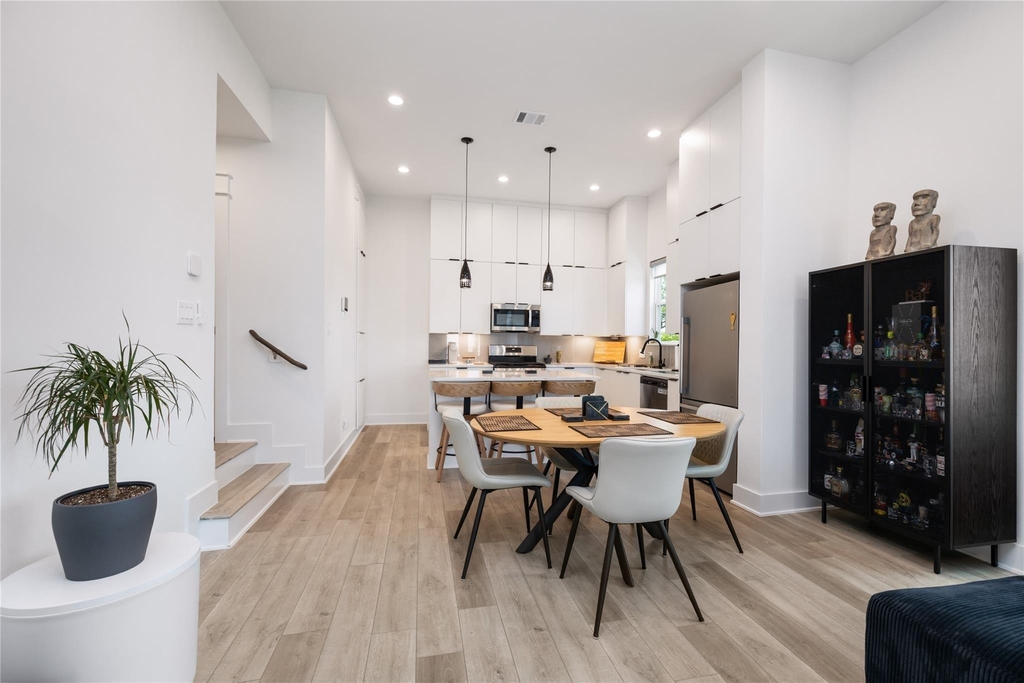 1602 Mary Street - Photo 13