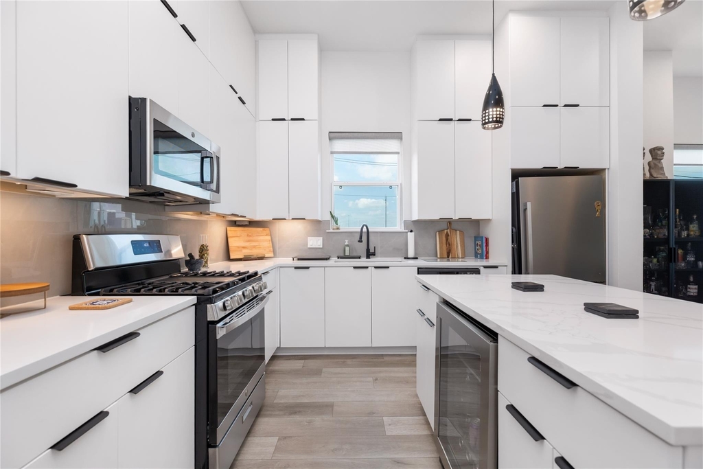 1602 Mary Street - Photo 15