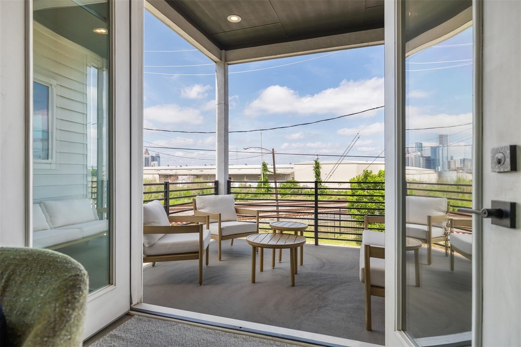 1602 Mary Street - Photo 17