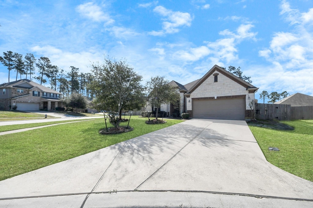 1947 Parnevik Place - Photo 4