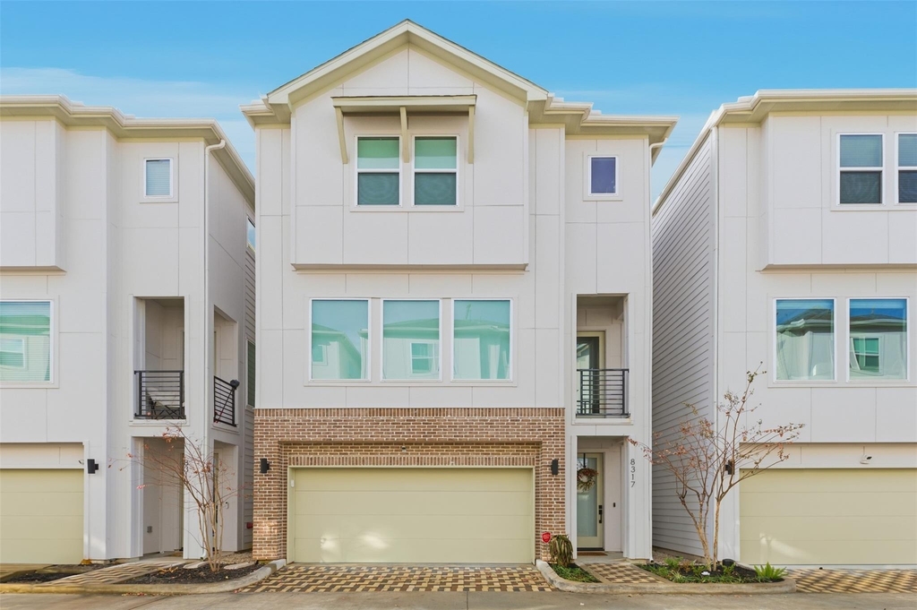 8317 Brecha Lane - Photo 1