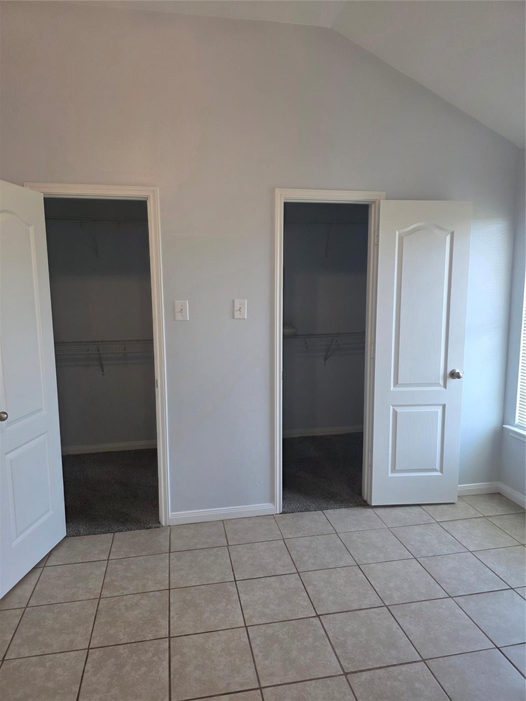 311 Burris Park Drive - Photo 3