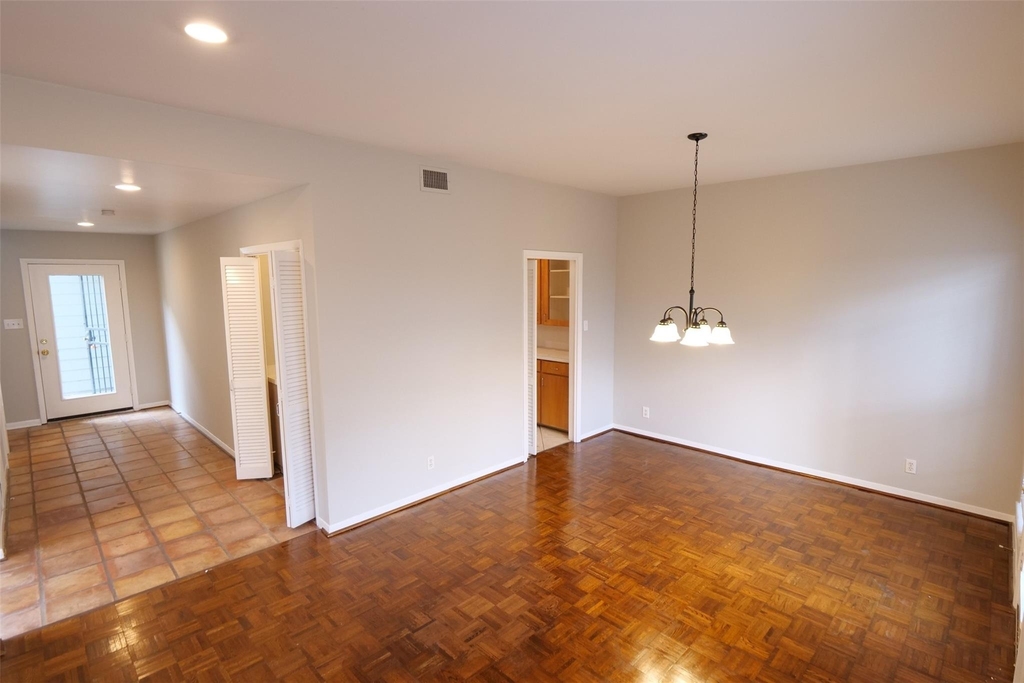 9526 Val Verde Street - Photo 8