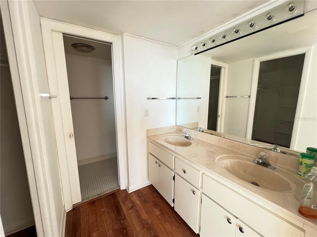 2616 Cove Cay Drive - Photo 10