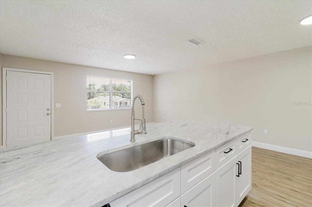 1134-1136 Gilmore Avenue - Photo 34