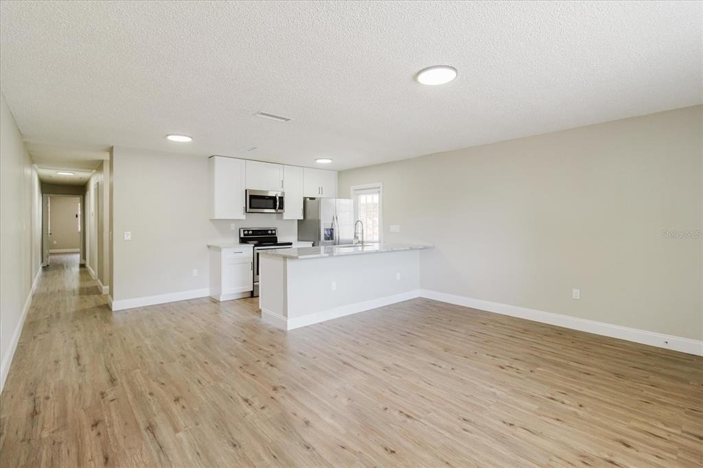 1134-1136 Gilmore Avenue - Photo 29