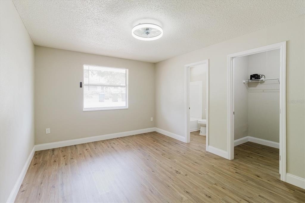 1134-1136 Gilmore Avenue - Photo 44