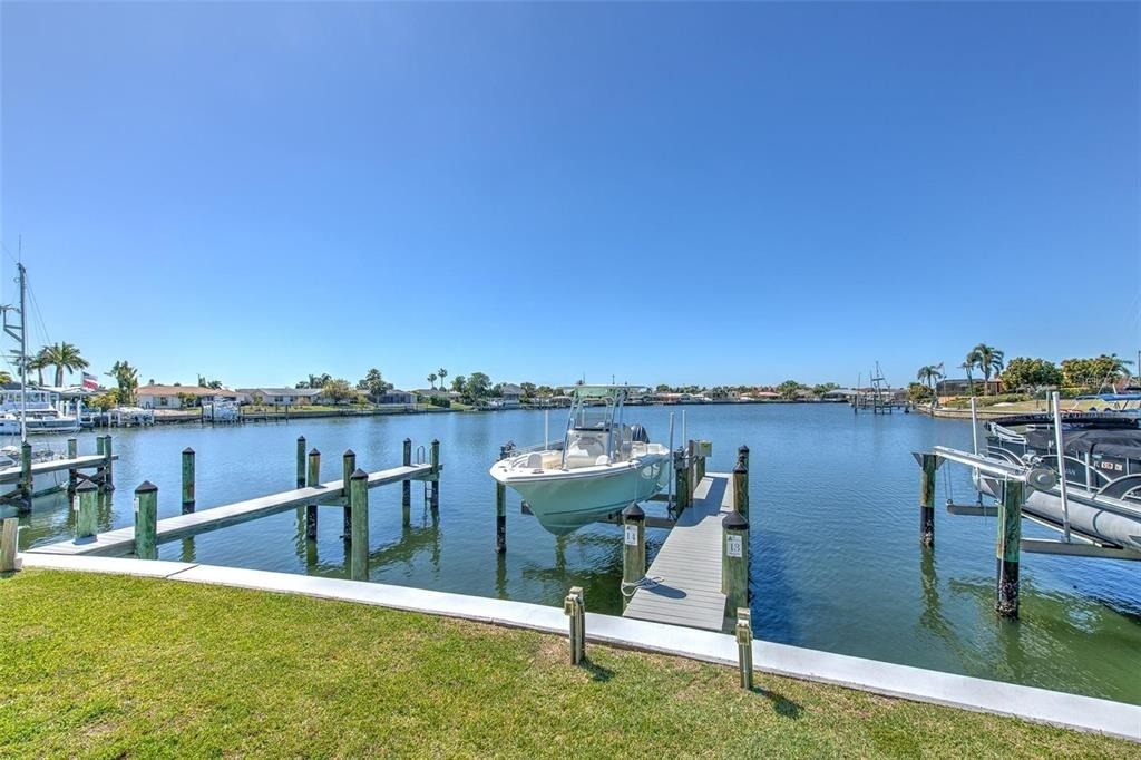 1008 Apollo Beach Boulevard - Photo 33