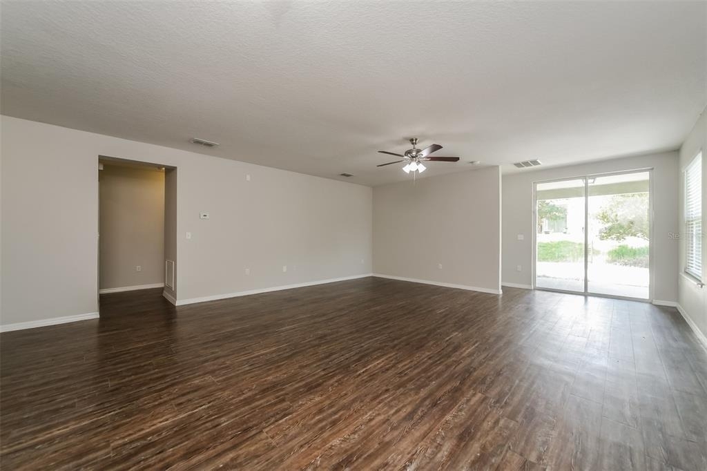 1580 Tamarind Road - Photo 2