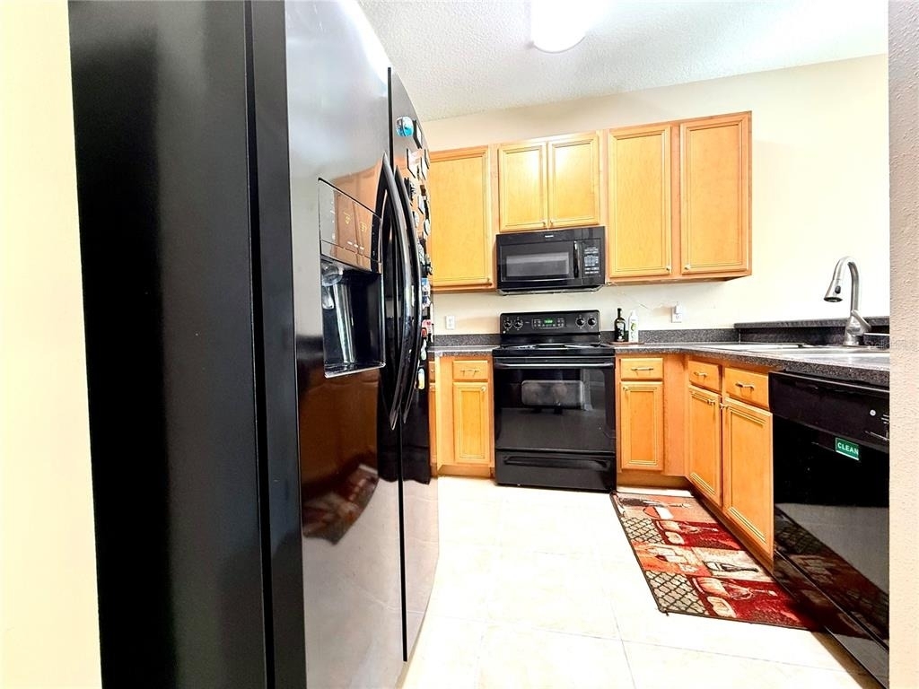 20314 Noble Oak Place - Photo 11