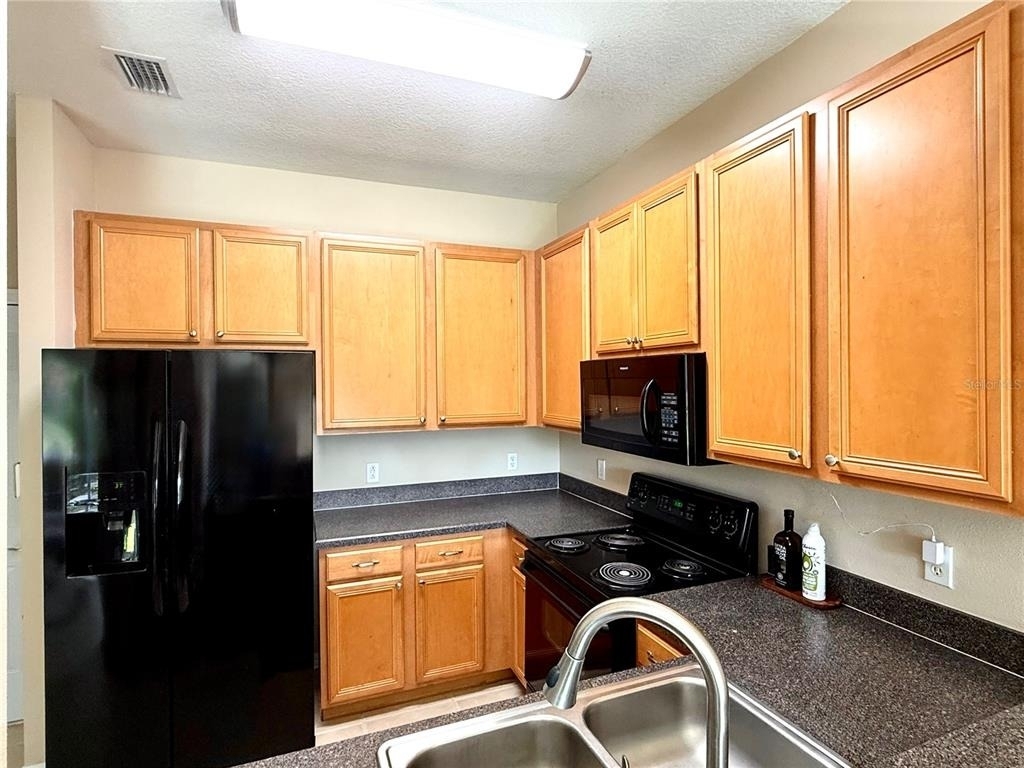 20314 Noble Oak Place - Photo 10