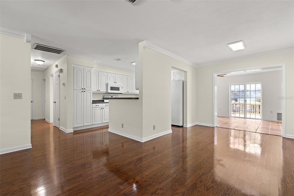 4813 W Bay Villa Avenue - Photo 33