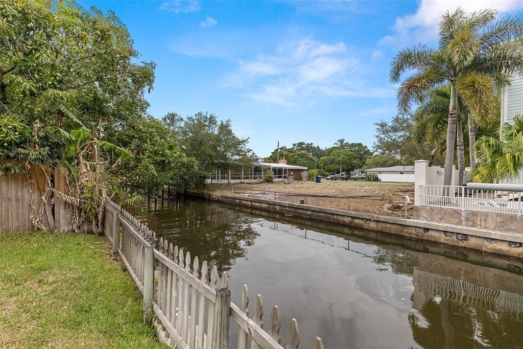 4813 W Bay Villa Avenue - Photo 10