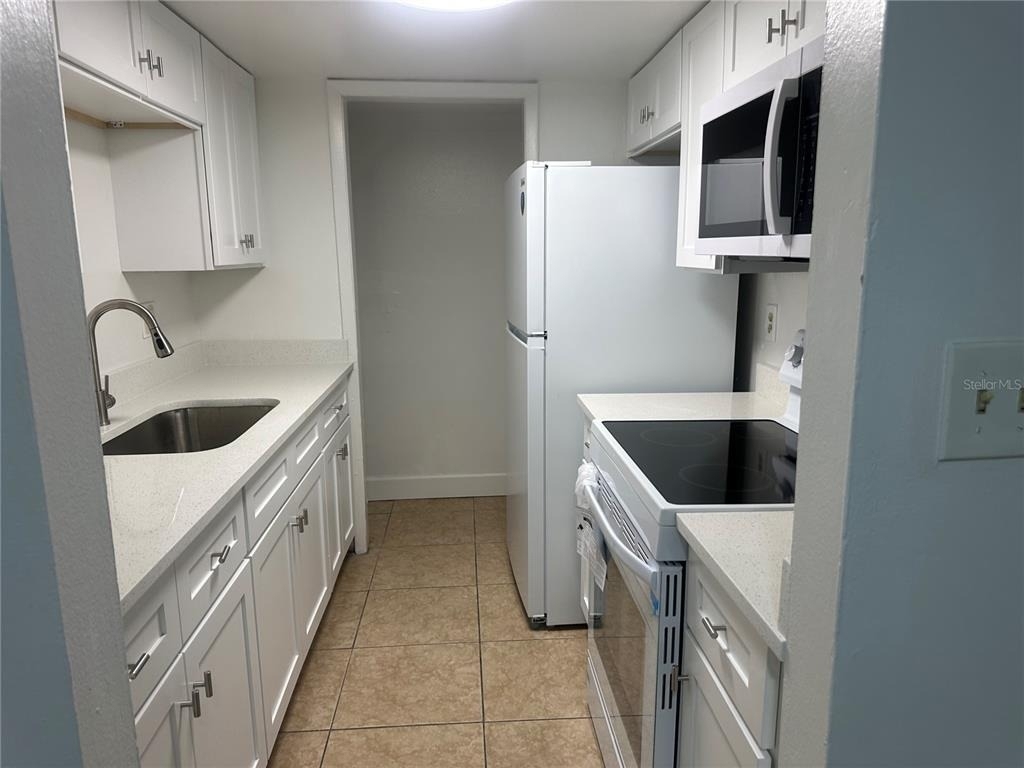8426 Camden Street - Photo 2