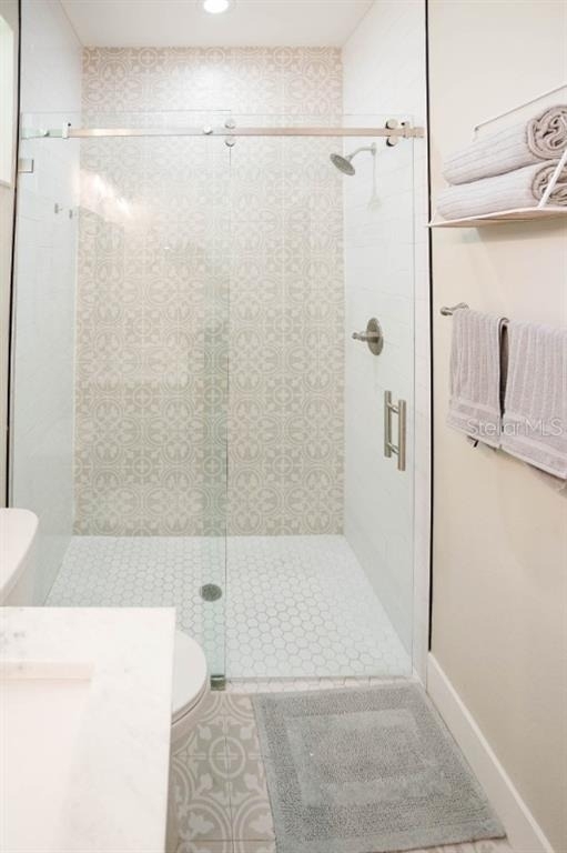 705 E Elm Street - Photo 8