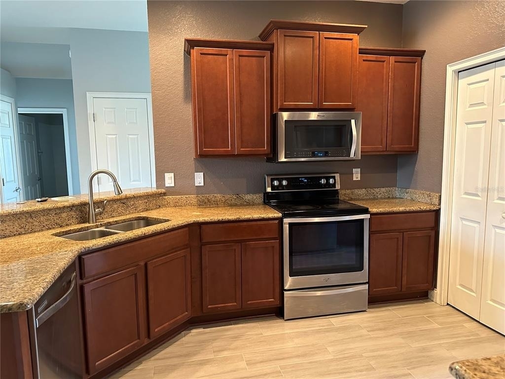 2597 Highlands Creek Way - Photo 1