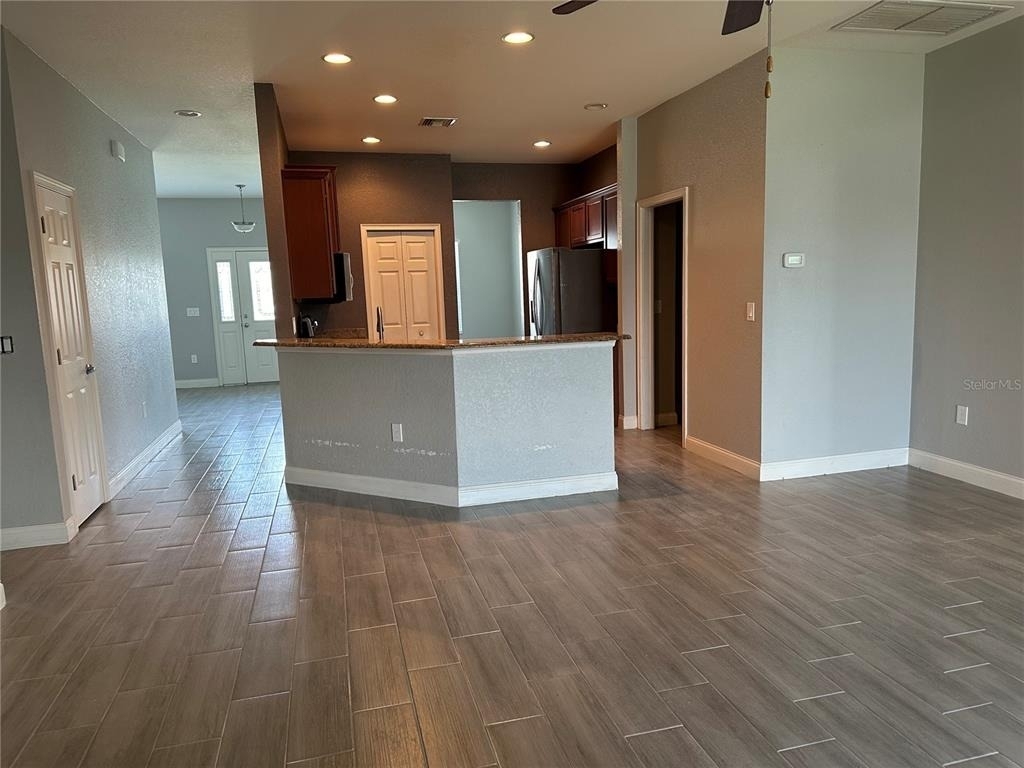 2597 Highlands Creek Way - Photo 2