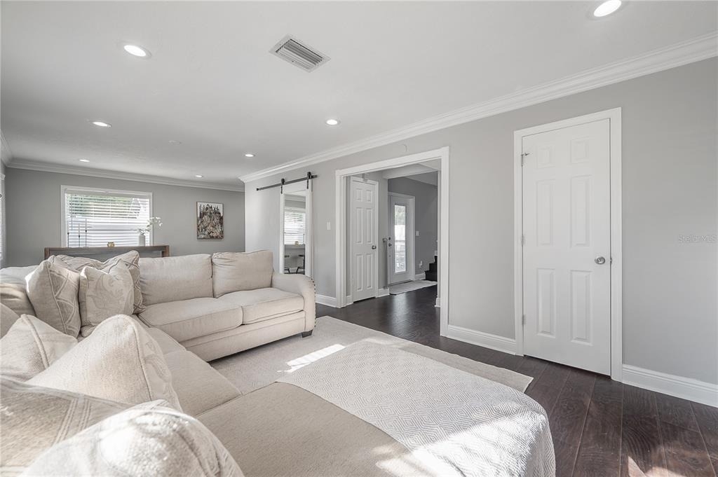 2902 N Jefferson Street - Photo 7