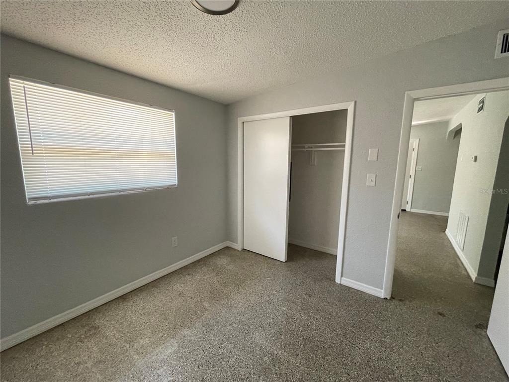 509 N Saturn Avenue - Photo 8