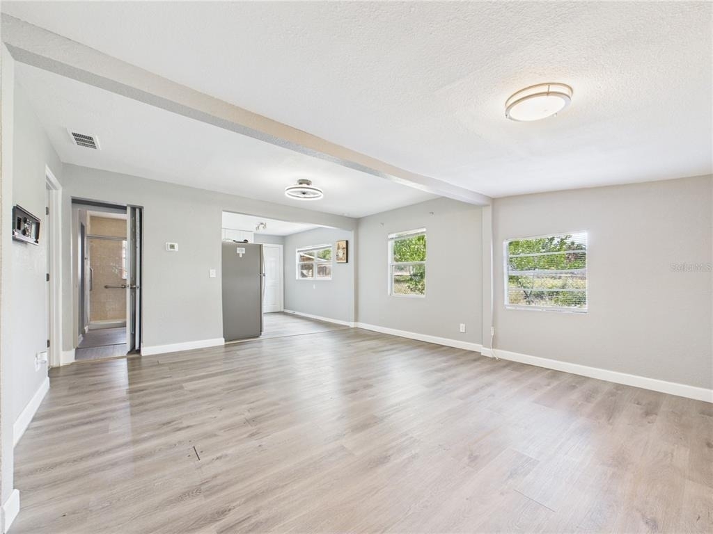 605 S Disston Avenue - Photo 5