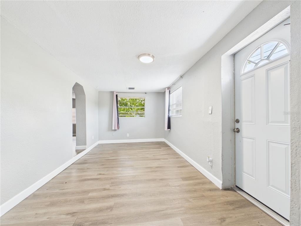 605 S Disston Avenue - Photo 4