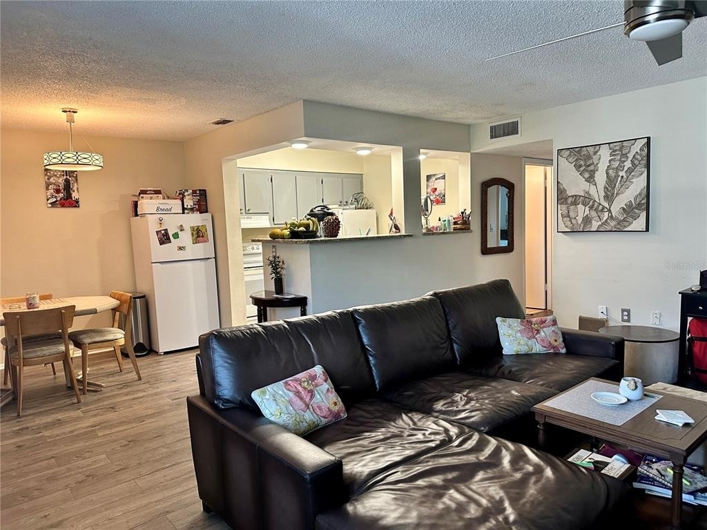 350 79th Avenue N - Photo 5